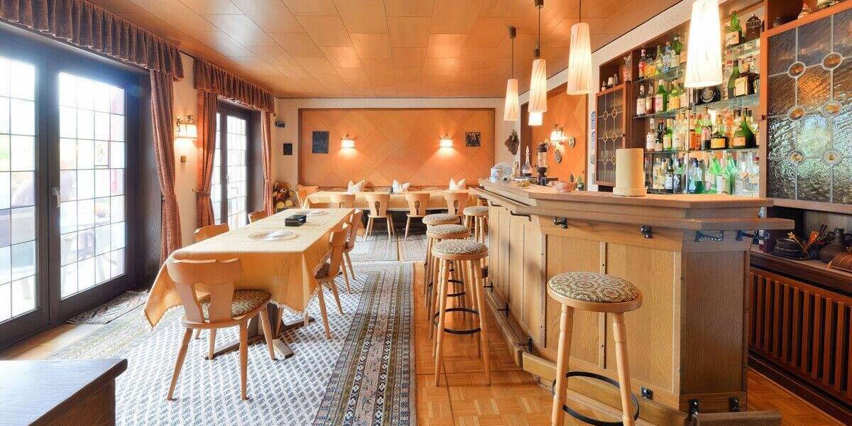 Einfamilienhaus Moers Vennikel - 9 Zimmer, 319 m&sup2;, 699.000&euro; | Angebot:23954877