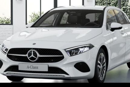 Mercedes-Benz A 180 9.900 km 33.990 &euro; Düsseldorf 40470