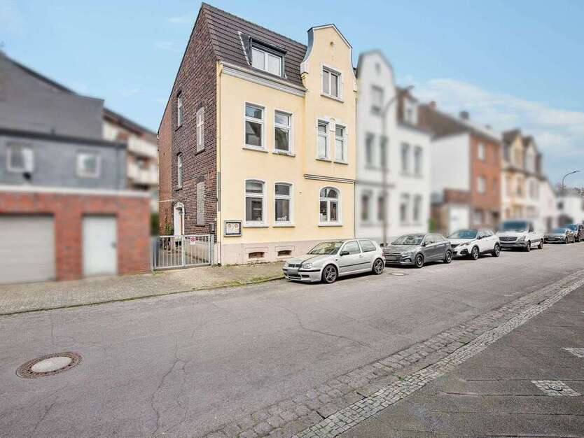 Haus zum Kaufen in Moers 319.000 € 165 m²