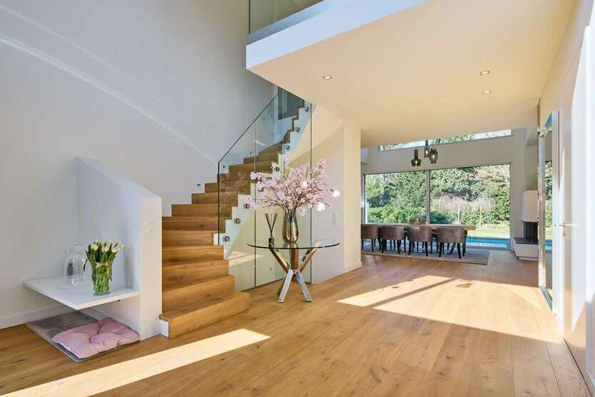 Haus zum Kaufen in Neuss 2.950.000 € 304 m² 7 zimmer