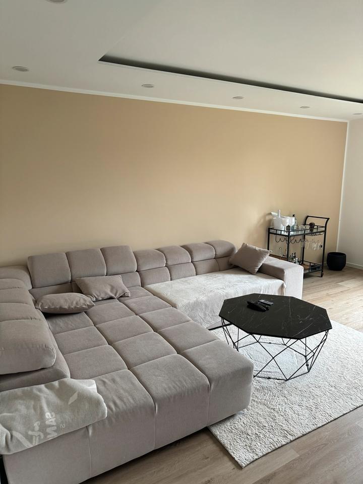 Hochwertig modernisierte Erdgeschoßwohnung - einziehen&genießen