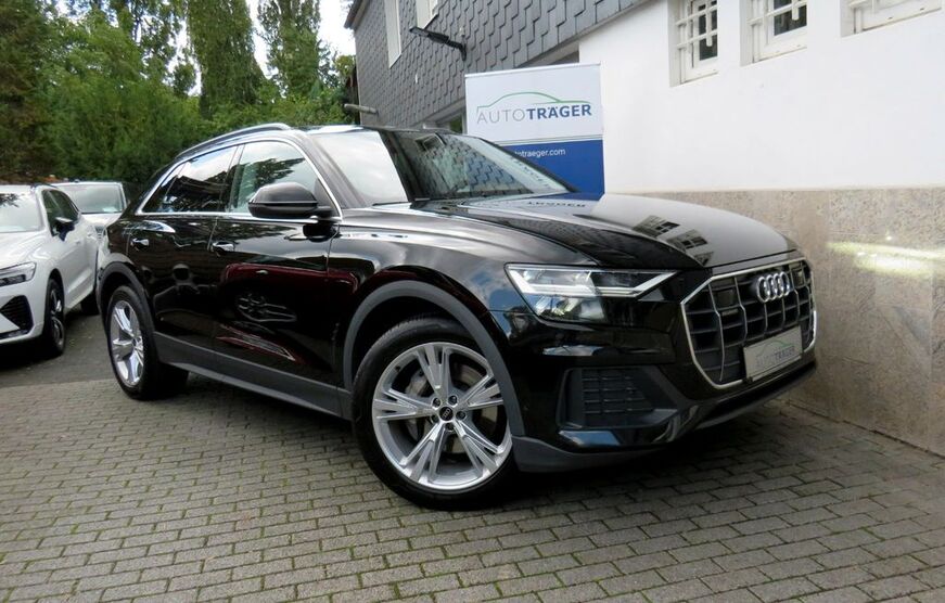 Audi Q8 45.032 km 65.990 € Wuppertal 42109