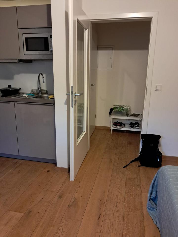 EinzelWohnung (Studio Apartment)
