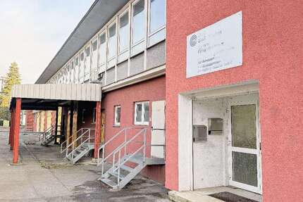 Büro in Gelsenkirchen 3.555 € 575 m² zimmer