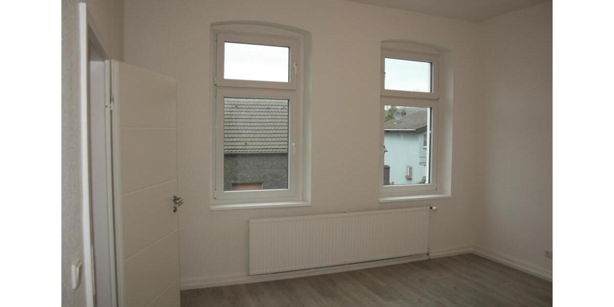 Etagenwohnung Oberhausen Biefang - 4 Zimmer, 88 m&sup2;, 1.000&euro; | Angebot:24527596