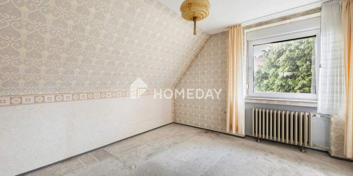Einfamilienhaus Dinslaken Hiesfeld - 7 Zimmer, 220 m&sup2;, 499.000&euro; | Angebot:25289458