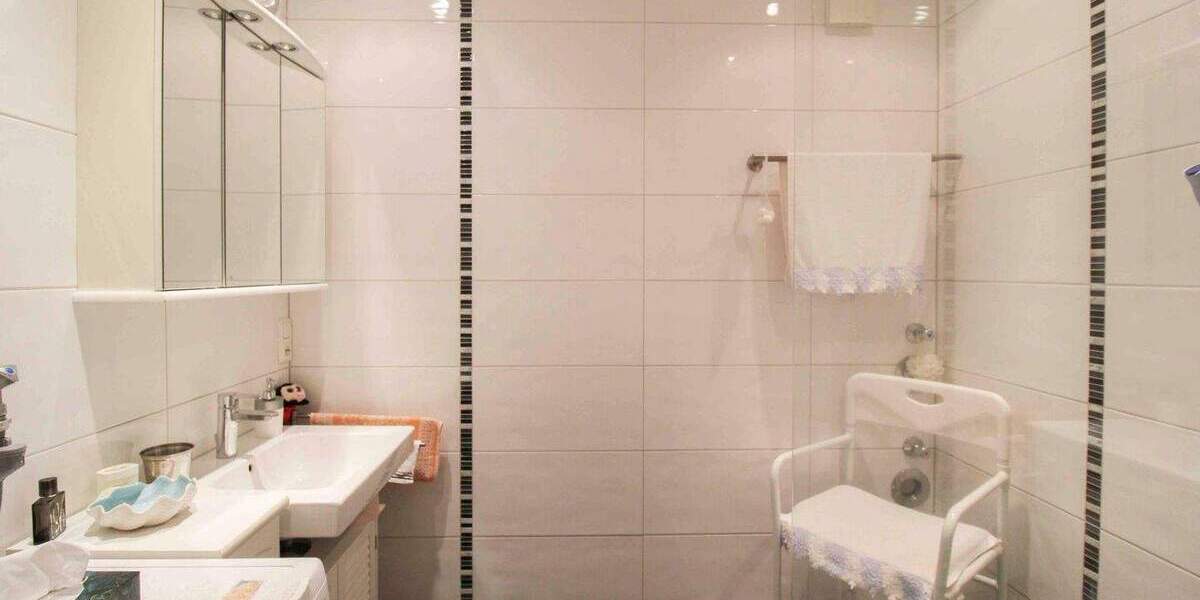 Etagenwohnung Duisburg Hochheide - 3 Zimmer, 60 m&sup2;, 79.000&euro; | Angebot:25611992