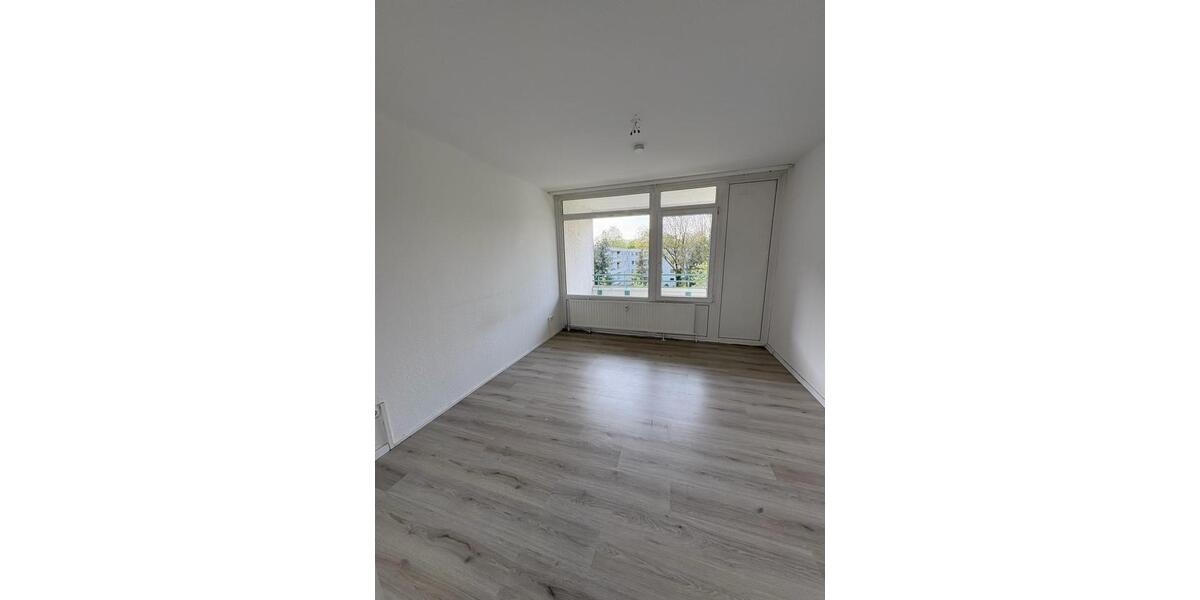 Etagenwohnung Ratingen Tiefenbroich - 2 Zimmer, 65 m&sup2;, 709&euro; | Angebot:26270299