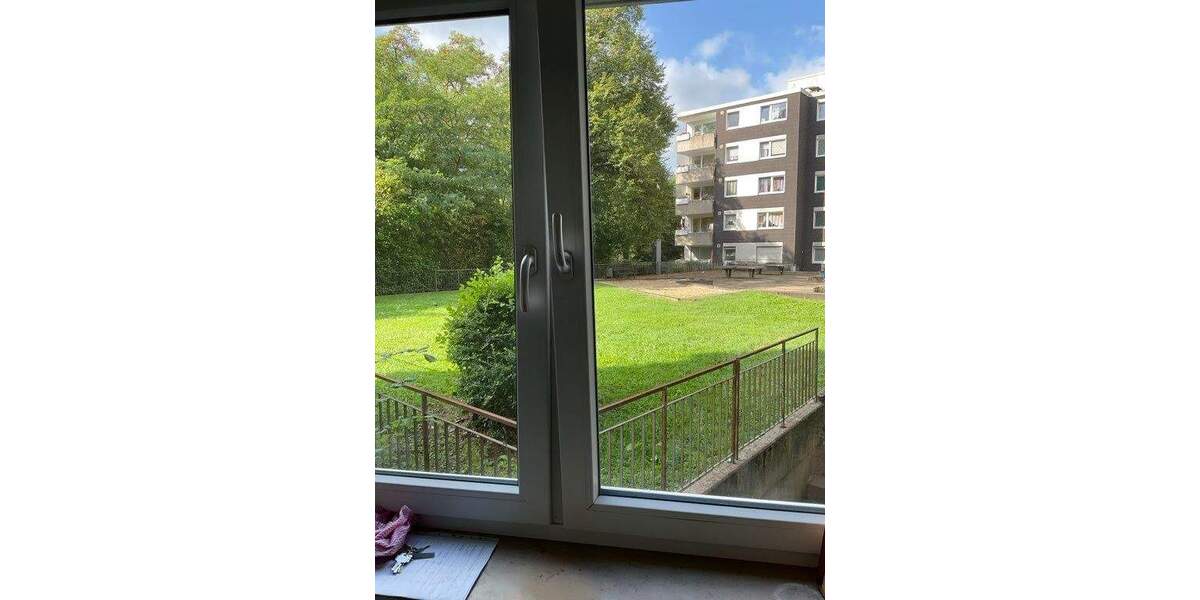 Sehr schöne sanierte 2 Zimmer Wohnung mit Balkon in Duisburg zu vermieten 2 zimmer