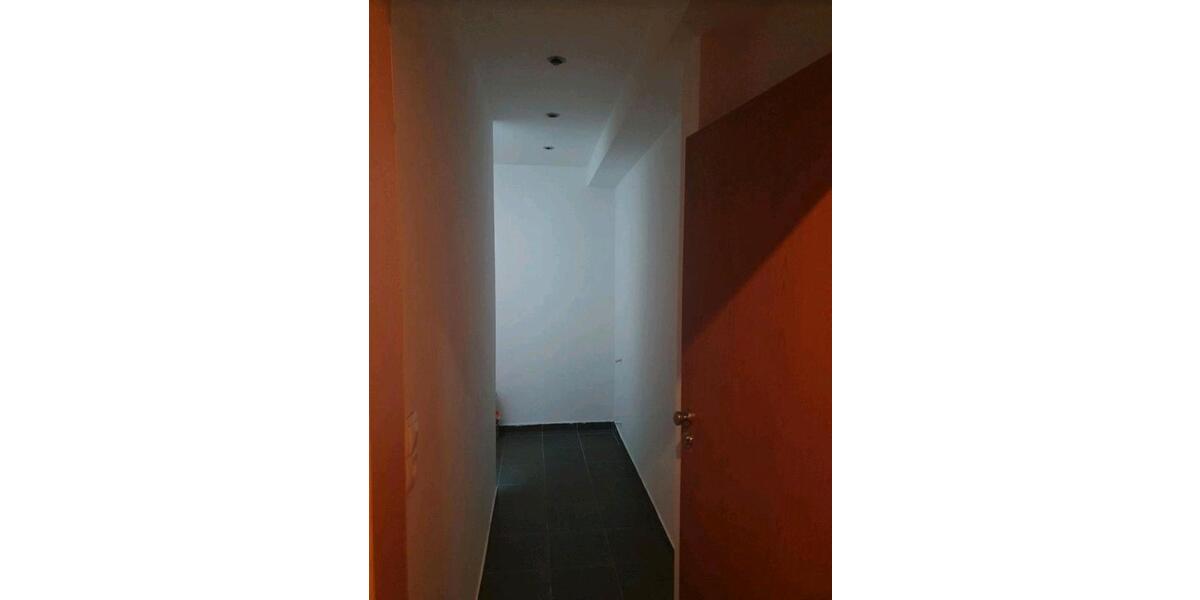 Etagenwohnung Duisburg Ruhrort - 3 Zimmer, 90 m&sup2;, 135.000&euro; | Angebot:26915511