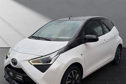 Toyota Aygo (X) 40.800 km 11.450 &euro; Duisburg 47055
