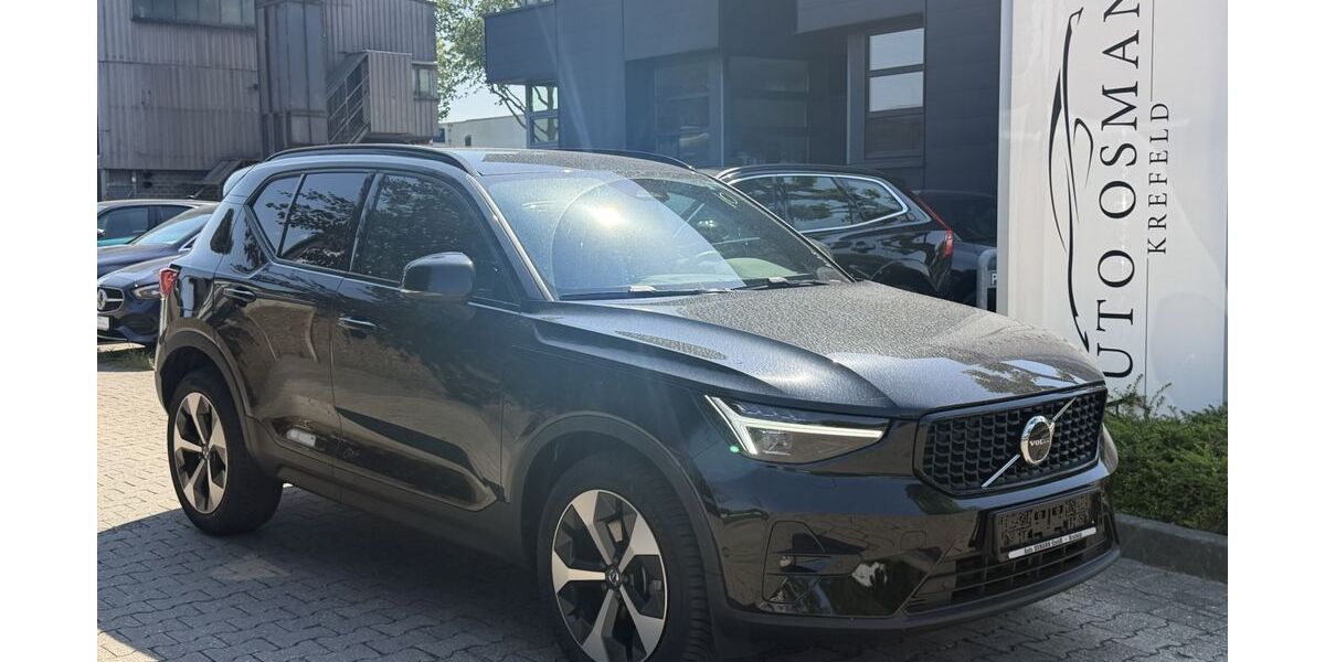 Volvo XC40 8.463 km 34.950 &euro; Krefeld 47805