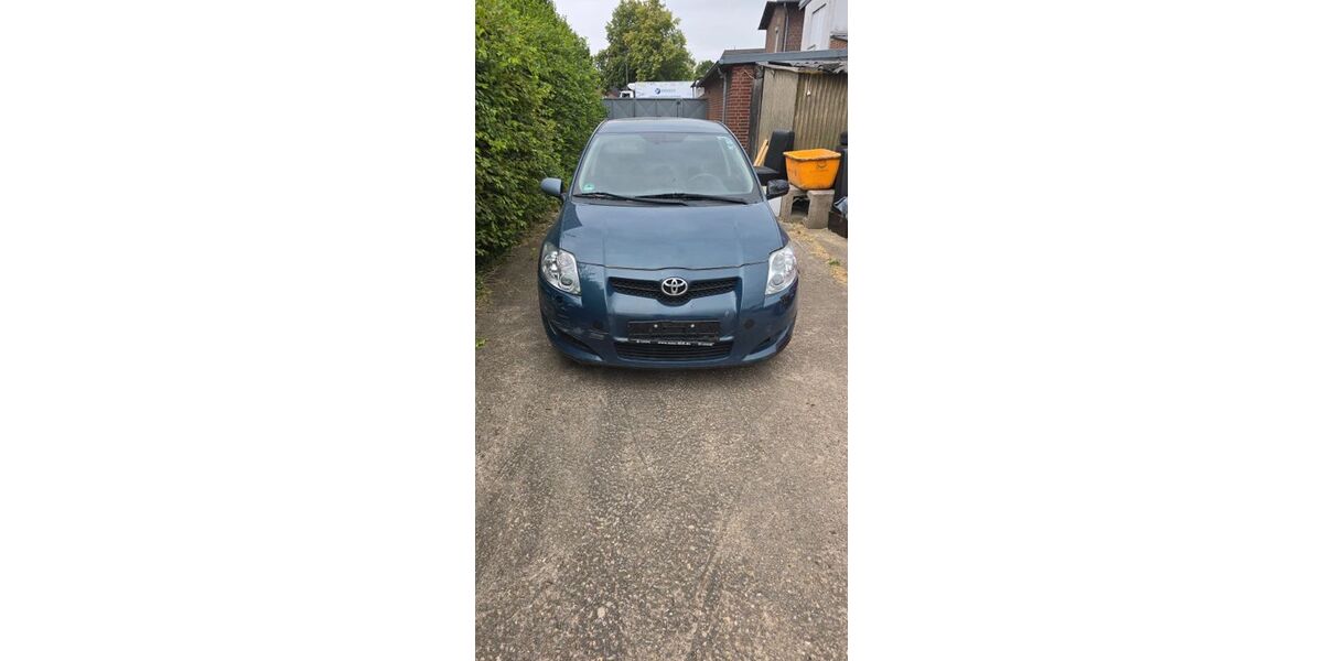 Toyota Auris 179.000 km 1.500 &euro; Neuss 41468