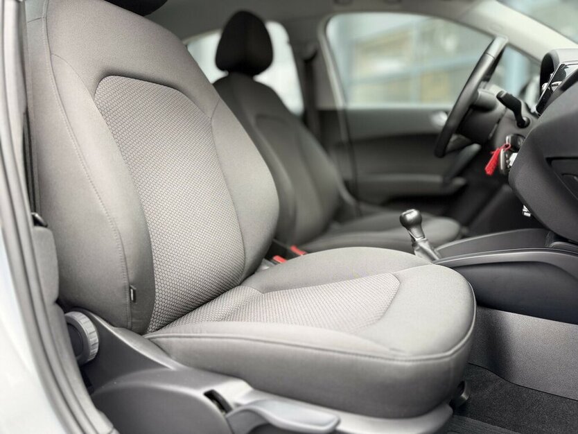 Audi A1 S-LIne Navigation Xenon 77.000 km 13.990 € Mönchengladbach 41066