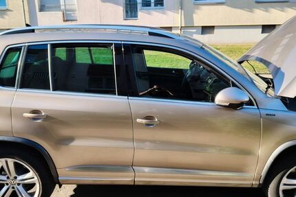 VW Tiguan 106.500 km 14.700 &euro; Essen 45356