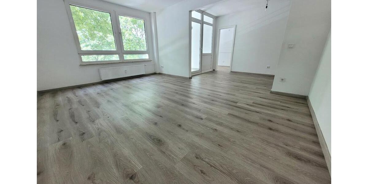 Erdgeschoßwohnung Essen Stadtbezirk VII - 5 Zimmer, 88 m&sup2;, 709&euro; | Angebot:25333063