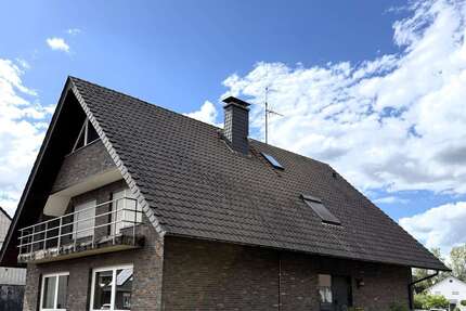 Haus zum Kaufen in Dinslaken Averbruch 569.000 € 239 m² 7.5 zimmer