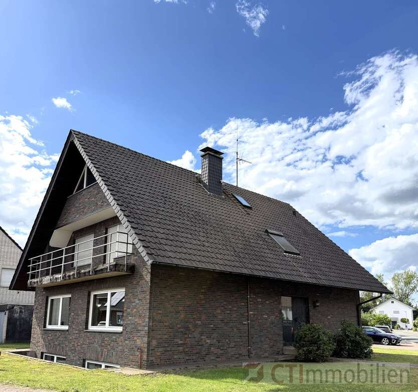 Haus zum Kaufen in Dinslaken Averbruch 569.000 € 239 m² 7.5 zimmer