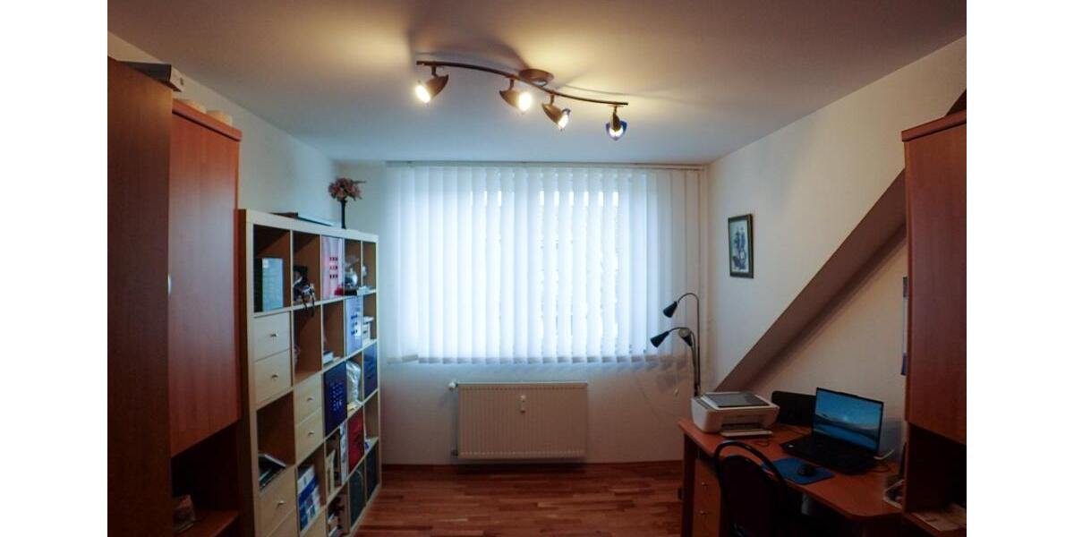Sonnige 3,5-Zimmer-Dachgeschosswohnung mit Dachterrasse, 105 m² 3.5 zimmer