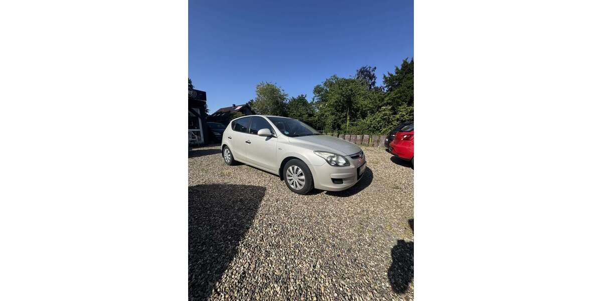 Hyundai i30 161.000 km 3.390 &euro; Voerde (Niederrhein) 46562
