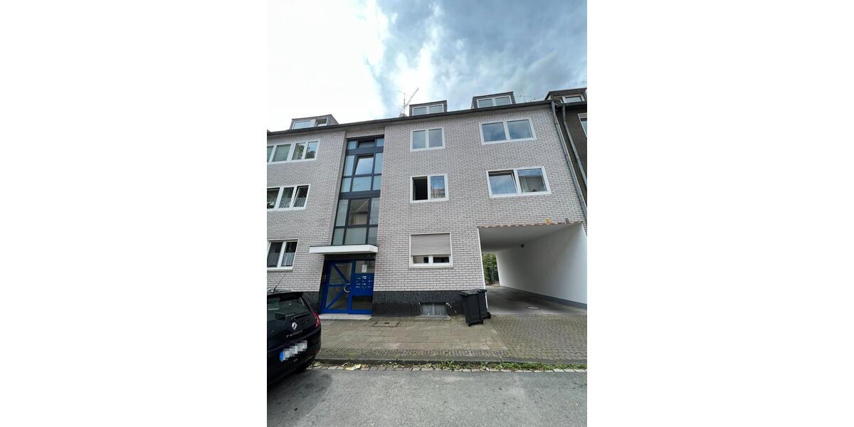 Dachgeschoßwohnung Essen Stadtbezirk II - 3 Zimmer, 65 m&sup2;, 579&euro; | Angebot:26338780
