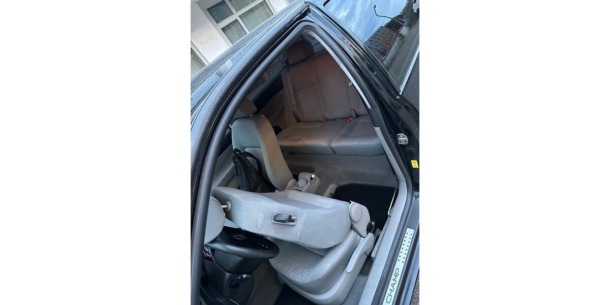 VW Golf 135.000 km 1.200 &euro; Essen 45121