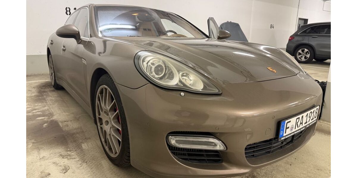 Porsche Panamera 150.000 km 17.900 &euro; Düsseldorf 40229