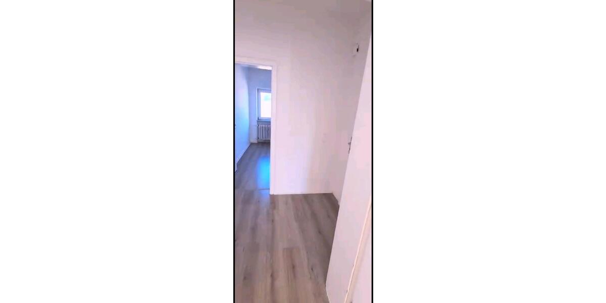 Etagenwohnung Duisburg Mittelmeiderich - 3 Zimmer, 52 m&sup2;, 619&euro; | Angebot:26322706
