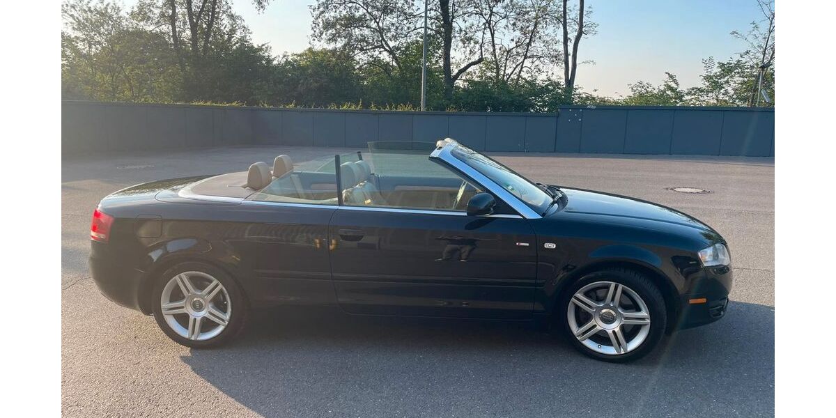Audi A4 155.000 km 5.000 &euro; Heiligenhaus 42579