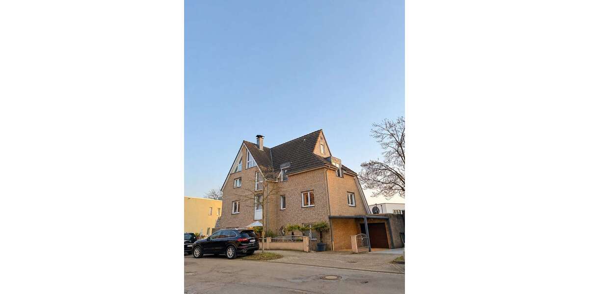 Etagenwohnung Duisburg Angerhausen - 5 Zimmer, 140 m&sup2;, 1.680&euro; | Angebot:26423086
