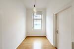 Etagenwohnung Krefeld Stadtmitte - 3 Zimmer, 72 m&sup2;, 620&euro; | Angebot:26154126