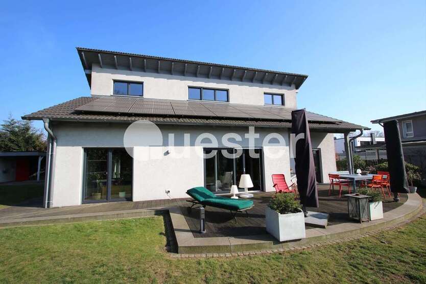 Haus zum Kaufen in Duisburg 870.000 € 155 m²