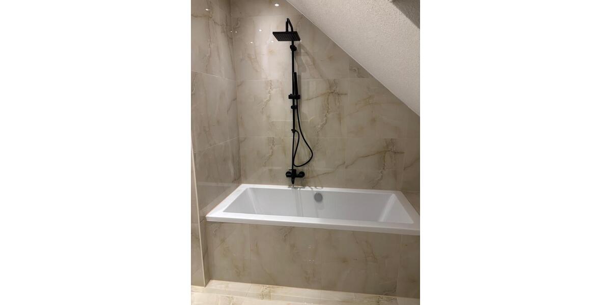 Dachgeschoßwohnung Krefeld - 2 Zimmer, 62 m&sup2;, 700&euro; | Angebot:25469982