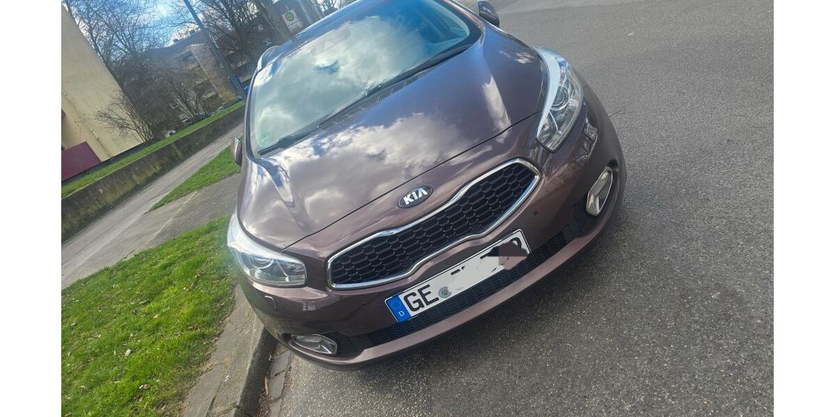 Kia ceed Sportswagon 266.011 km 6.000 &euro; Gelsenkirchen 45896