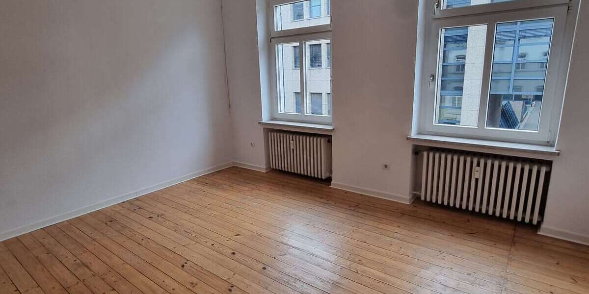 Etagenwohnung Krefeld Cracau - 4 Zimmer, 103 m&sup2;, 980&euro; | Angebot:26478624