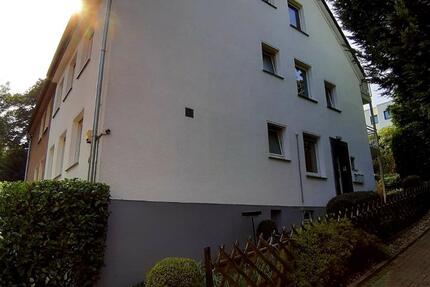 Schönes Haus zentral und doch im Grünen, provisionsfrei