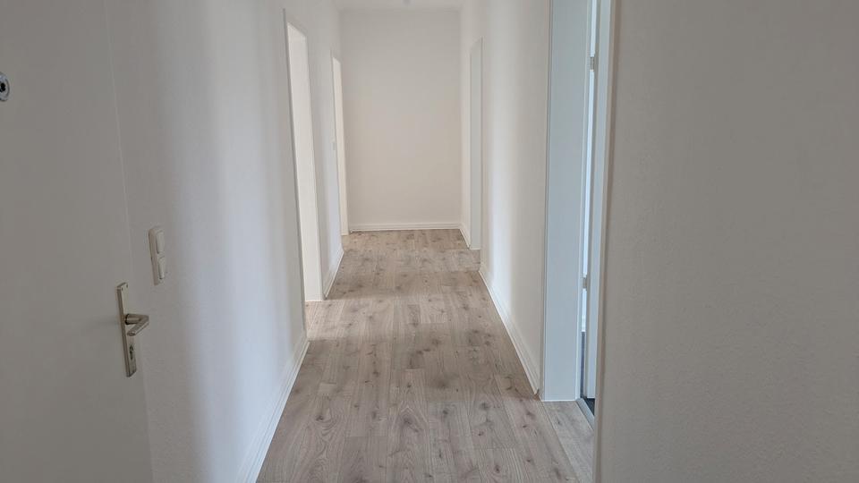 Etagenwohnung Duisburg Hamborn - 3 Zimmer, 77 m&sup2;, 518&euro; | Angebot:25320621