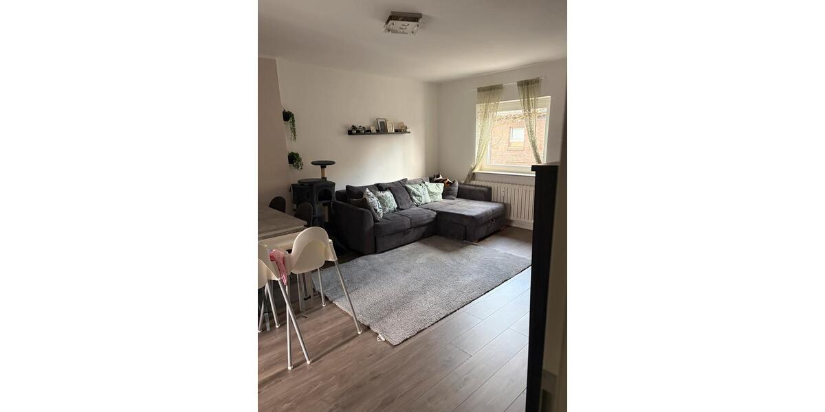 Etagenwohnung Duisburg Beeck - 3.5 Zimmer, 72 m&sup2;, 766&euro; | Angebot:25433293