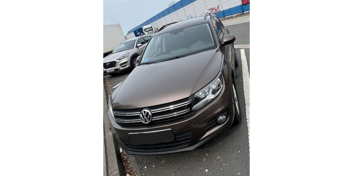 VW Tiguan 185.000 km 7.699 &euro; Düsseldorf 40233