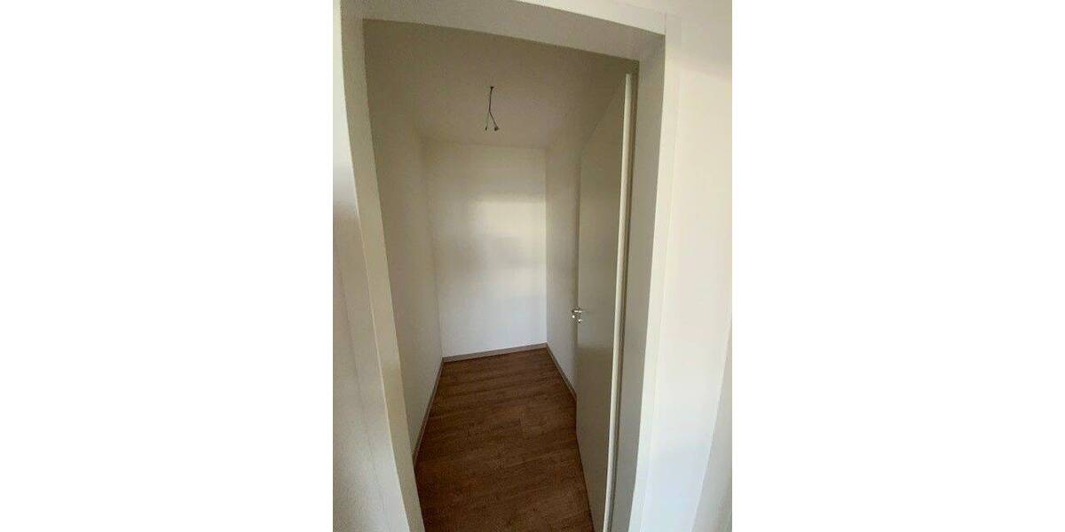 Etagenwohnung Meerbusch Osterath - 2 Zimmer, 86 m&sup2;, 1.149&euro; | Angebot:26852296