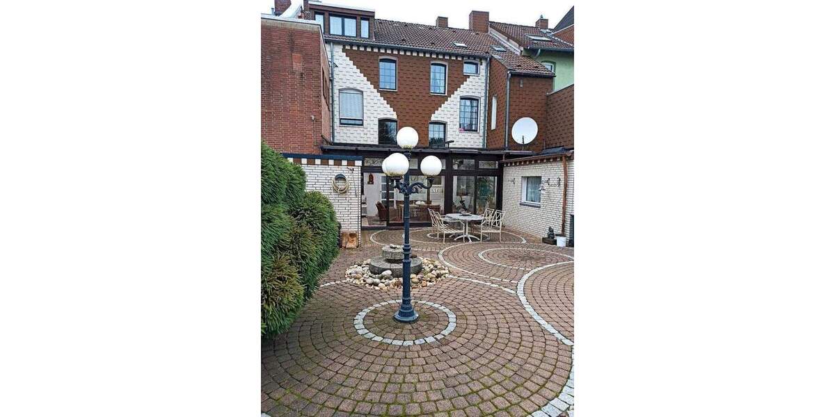 Etagenwohnung Neuss Innenstadt - 2 Zimmer, 56 m&sup2;, 650&euro; | Angebot:25391499