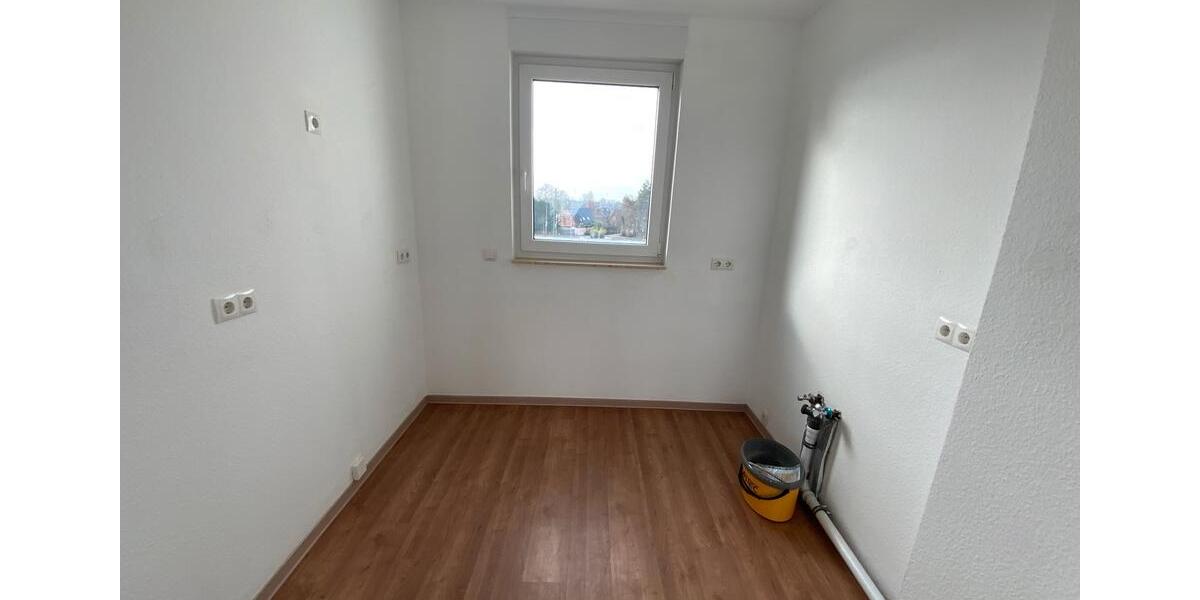Dachgeschoßwohnung Meerbusch - 3 Zimmer, 111 m&sup2;, 1.589&euro; | Angebot:26261080