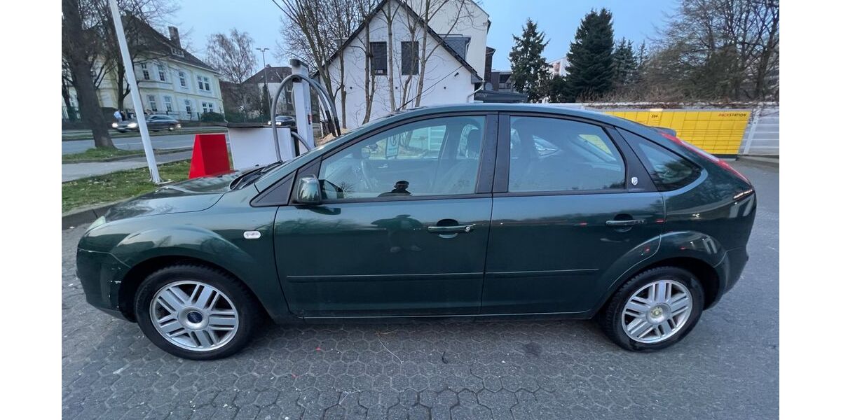 Ford Focus 164.500 km 1.600 &euro; Essen 45127