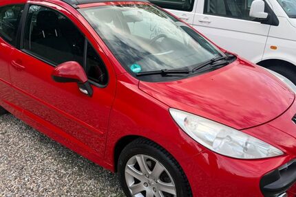 Peugeot 207 90.000 km 4.999 &euro; Essen 45147
