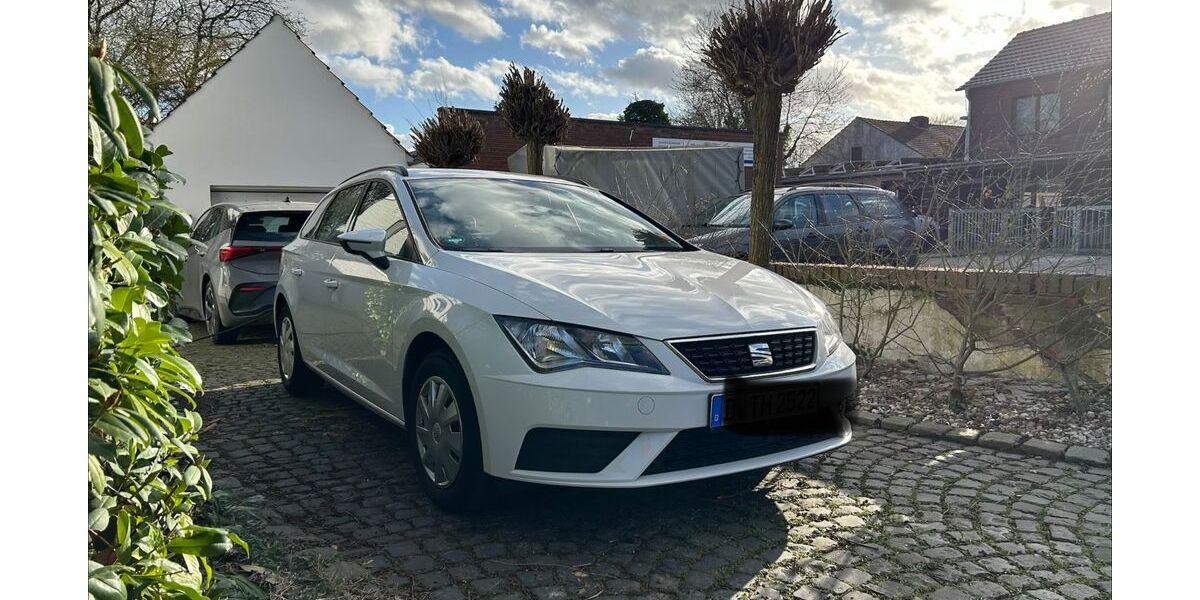 Seat Leon 95.000 km 10.649 &euro; Neukirchen Vluyn 47506