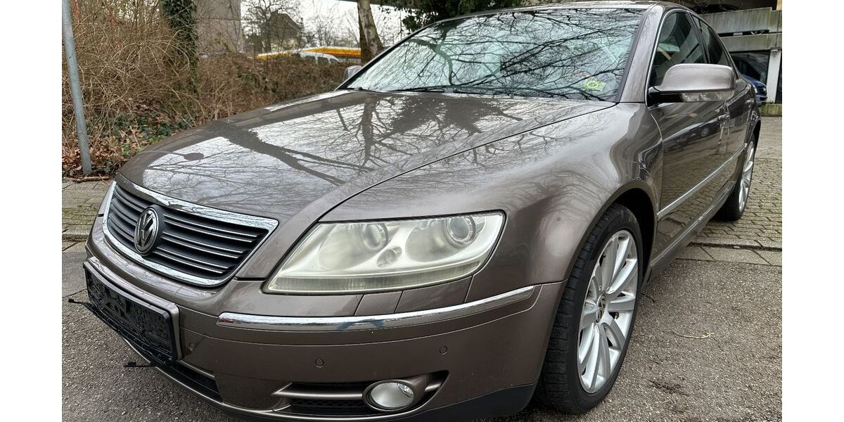 VW Phaeton 227.246 km 3.600 € Essen 45276