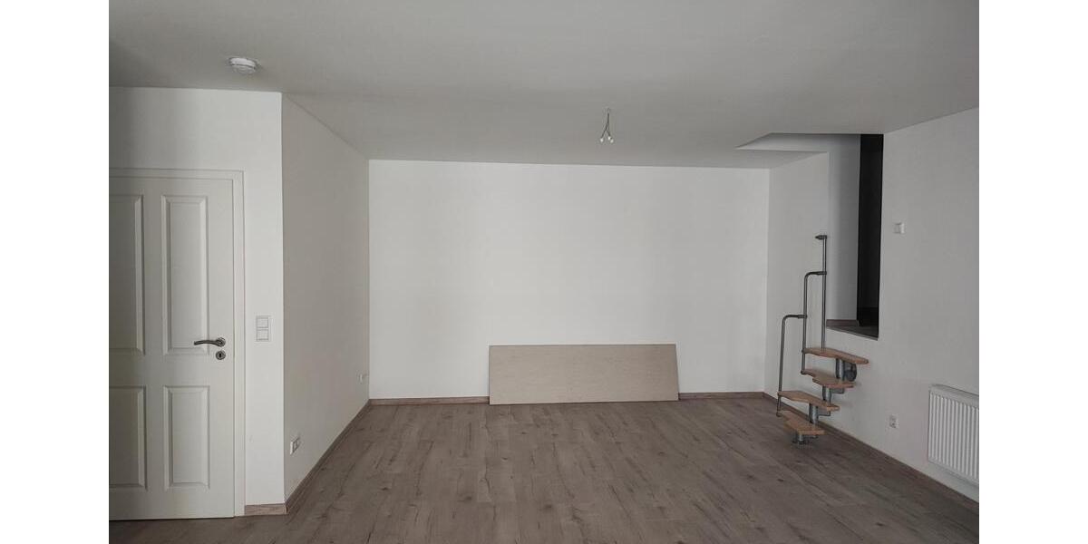 Etagenwohnung Krefeld Cracau - 3 Zimmer, 126 m&sup2;, 1.008&euro; | Angebot:25381668