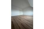 Dachgeschoßwohnung Duisburg Mittelmeiderich - 2.5 Zimmer, 78 m&sup2;, 900&euro; | Angebot:26150948