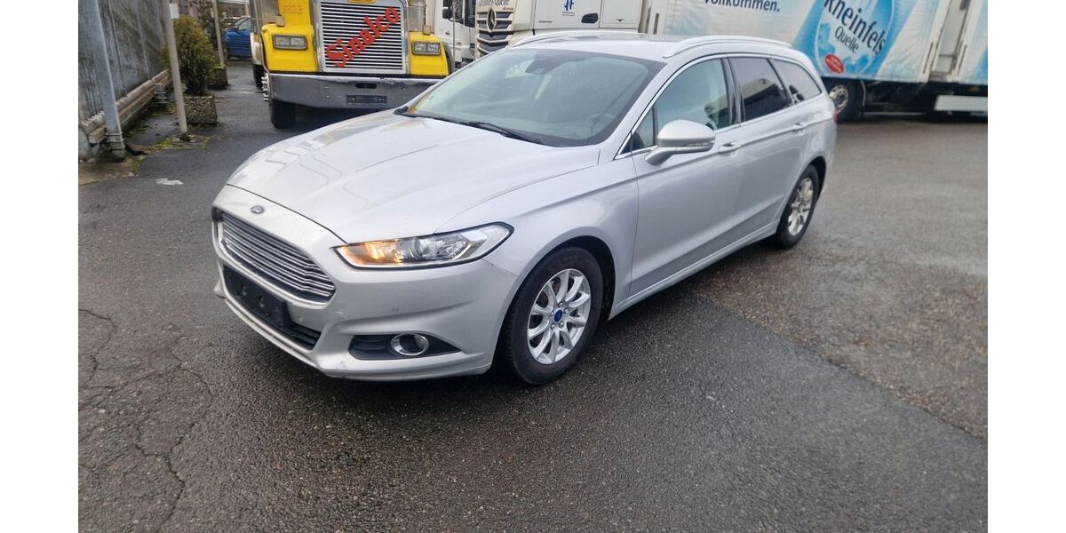 Ford Mondeo 368.500 km 4.800 &euro; Essen 45355