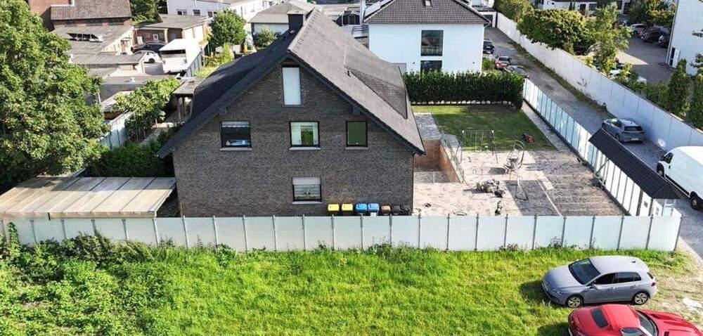 provisionsfrei * Modernisiertes Einfamilienhaus mit 3 Wohneinheiten - ideal als Mehrgenerationenhaus 1 zimmer